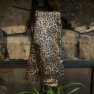 NWOT Spanx animal print legging!! Size small